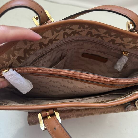 Michael Kors Tan Canvas Monogram Signature Shoulder Bag Tote Purse - Picture 8 of 10